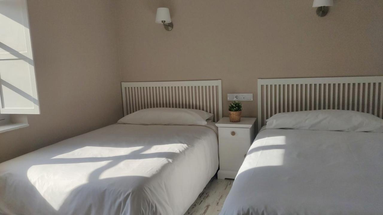 Hotel Roman Naveces Eksteriør billede